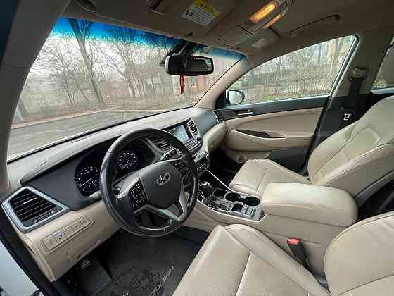 Продаётся Hyundai Tucson 2015 года выпуска Макеевка