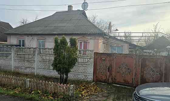 продаётся 5ти ком дом в Макеевке на гвардейке 90 м² на участке 5 соток с флигелем и гаражом Макеевка