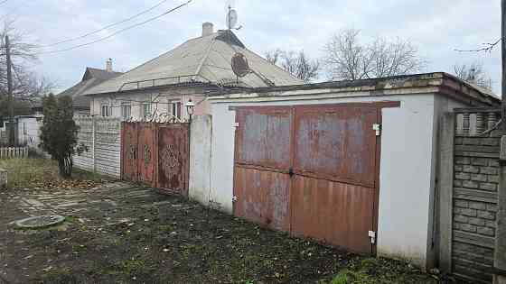 продаётся 5ти ком дом в Макеевке на гвардейке 90 м² на участке 5 соток с флигелем и гаражом Макеевка