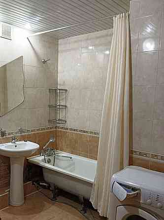 продам отличную 2-комнатную в центре Донецк