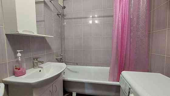 4 комнатная квартира район рынка Космос Мариуполь