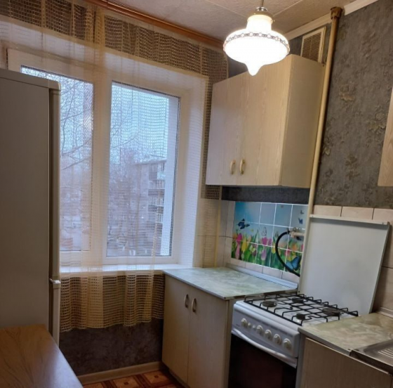 2х комнатную квартира на Петровском рынке Донецк