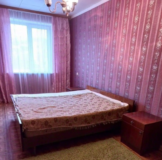 2х комнатную квартира на Петровском рынке Донецк