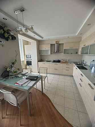 Четырехкомнатная на Донецк Сити 108 м2 Донецк