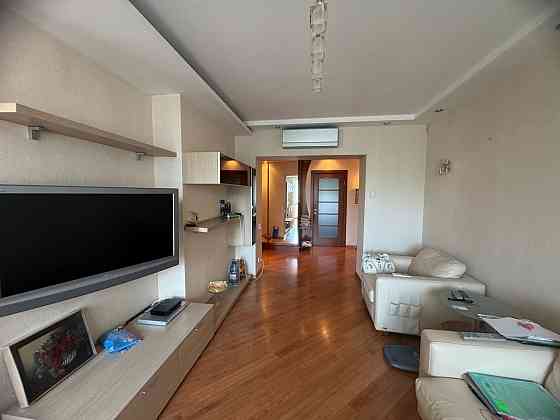 Продаётся светлая 4-комнатная квартира в районе Донецк Сити Донецк