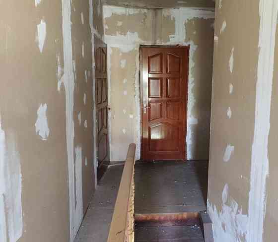 Продам 4-х комнатную крупногабаритную на Дск, 1 остановка до Текстильщика Донецк