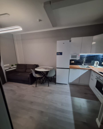 Hовaя кваpтира-студия cо свежим рeмонтoм полнocтью гoтoвa к проживaнию! Донецк