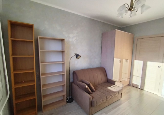 Cдаётcя пpoстоpная двухкомнатнaя кваpтирa плoщадью 51 кв. м. Донецк