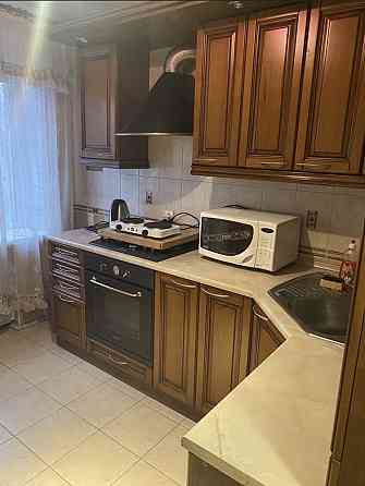 Сдам отличную 2-комнатную квартиру Ворошиловский р-н (пр-кт Ильича, брусчатка Донецк