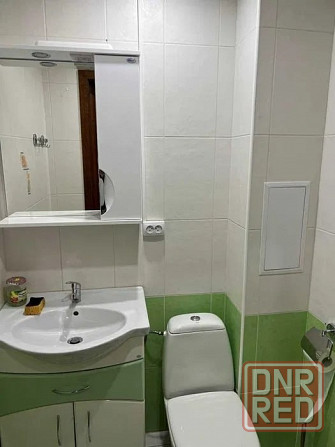 Сдаётся двухкомнатная квартира, центр города, по улице 25 лет ркка Донецк - изображение 3