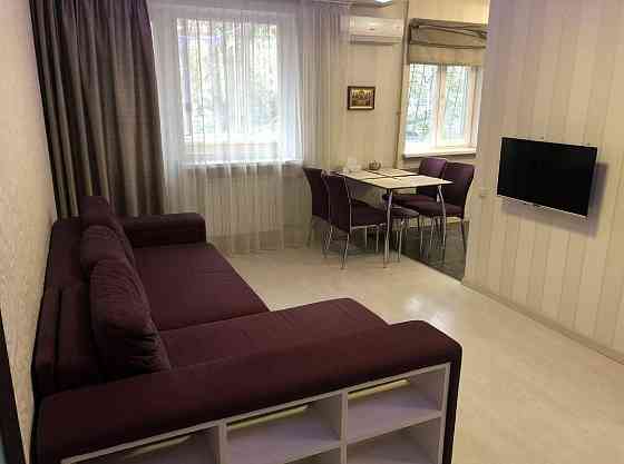 Сдам отличную 2-комнатную квартиру 42 м2 Куйбышевский р-н (пл. Бакинских Комиссаров) г. Донецк Донецк