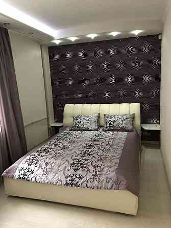 Сдам отличную 2-комнатную квартиру 42 м2 Куйбышевский р-н (пл. Бакинских Комиссаров) г. Донецк Донецк