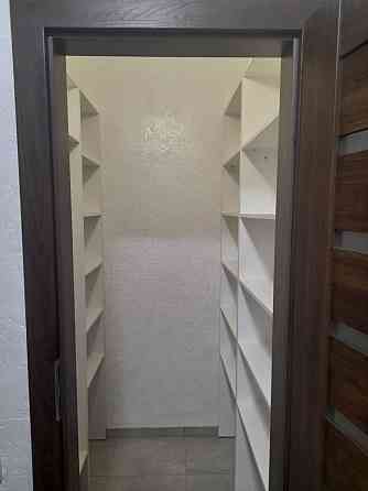 1-ком. квартира, 42м2, 3/5 эт. Мариуполь