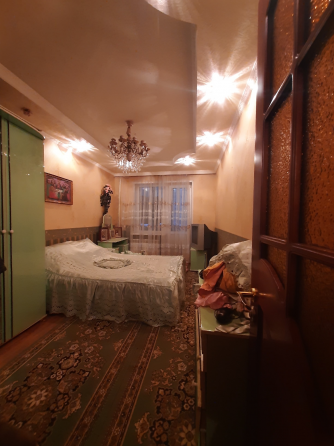 Продажа 3-х комнатной квартира Макеевка, м-н Зеленый, (ориентир Мирный рынок) Макеевка