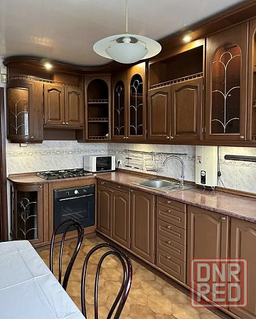 Сдам трехкомнатную квартиру в Донецке, Киевский район. Донецк - изображение 1