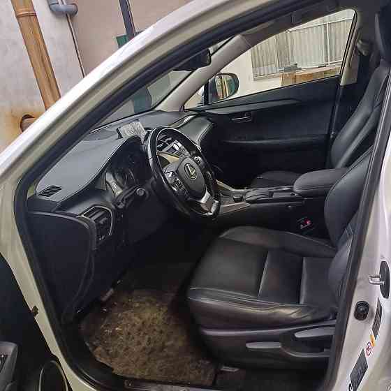 Лексус NX 200 Зугрэс