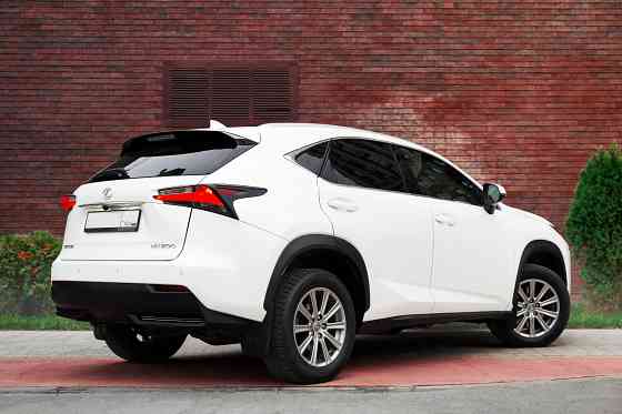 Лексус NX 200 Зугрэс