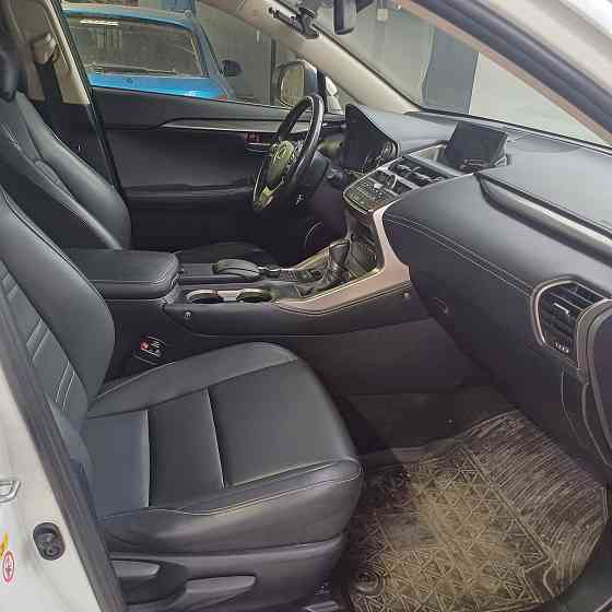 Лексус NX 200 Зугрэс