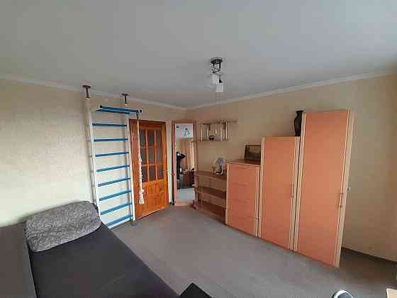 3-ком. квартира, 8 эт. 80м2 Мариуполь