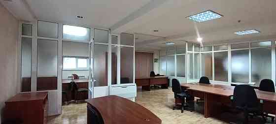 Сдам отдельно стоящее здание в Ленинском р-не, Офис 350 м². Ремонт. Автономное отопление. Парковка. Донецк