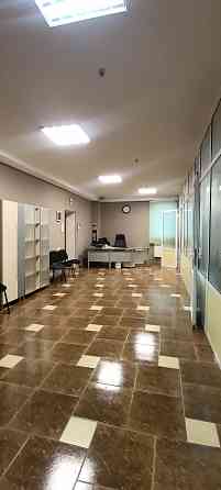 Сдам отдельно стоящее здание в Ленинском р-не, Офис 350 м². Ремонт. Автономное отопление. Парковка. Донецк