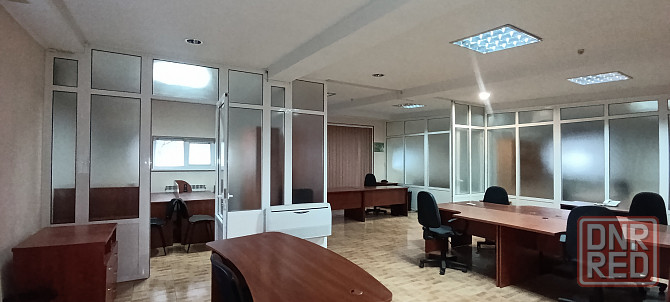 Сдам отдельно стоящее здание в Ленинском р-не, Офис 350 м². Ремонт. Автономное отопление. Парковка. Донецк - изображение 3