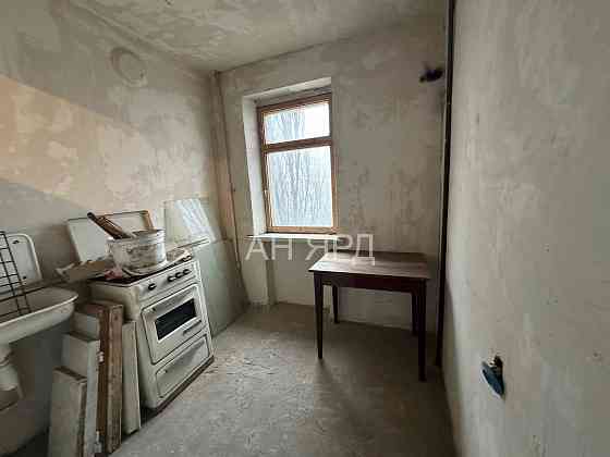 Продается 1-ая комнатная квартира в малосемейке, г. Макеевка, мкрн. Октябрьский (ориентир исполком) Макеевка