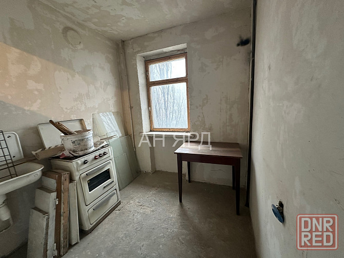 Продается 1-ая комнатная квартира в малосемейке, г. Макеевка, мкрн. Октябрьский (ориентир исполком) Макеевка - изображение 2