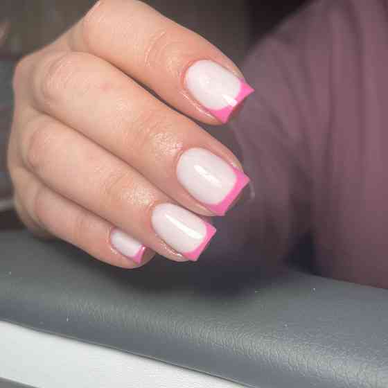 Ищу клиентов на маникюр Донецк