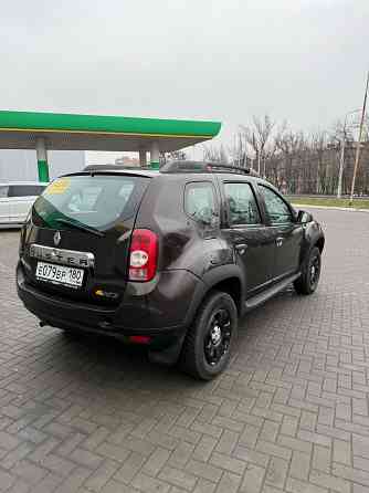 Продам автомобиль renault duster Макеевка