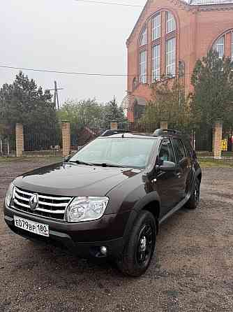 Продам автомобиль renault duster Макеевка