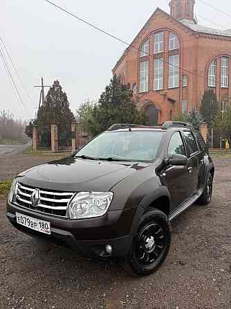 Продам автомобиль renault duster Макеевка