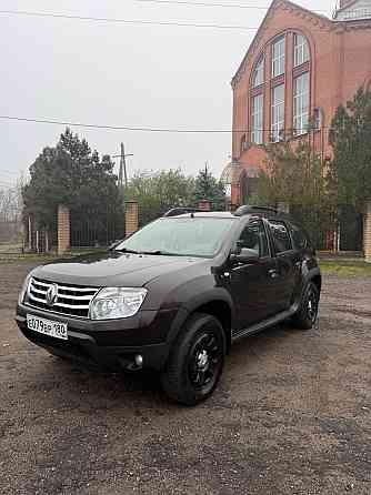 Продам автомобиль renault duster Макеевка