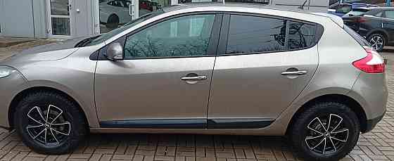 Автомобиль с коробкой автомат Донецк