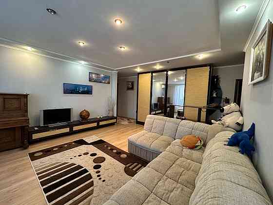 Продам 3 ком.кв в центральной части города, улица Розы Люксембург, больница Вишневского, панфилова Донецк