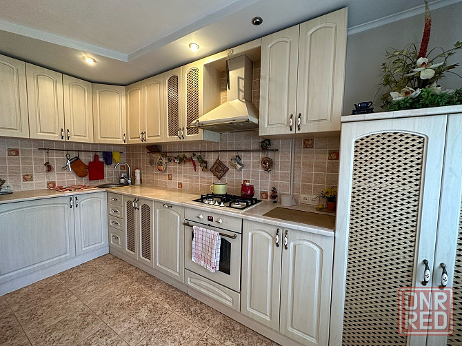 Продам 3 ком.кв в центральной части города, улица Розы Люксембург, больница Вишневского, панфилова Донецк - изображение 1