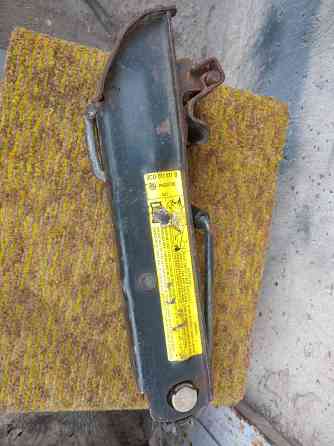 Продаю домкрат на фольцваген оригинальный Донецк