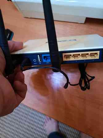 Продаю роутер TP-LINK TL-WR1043DN Макеевка