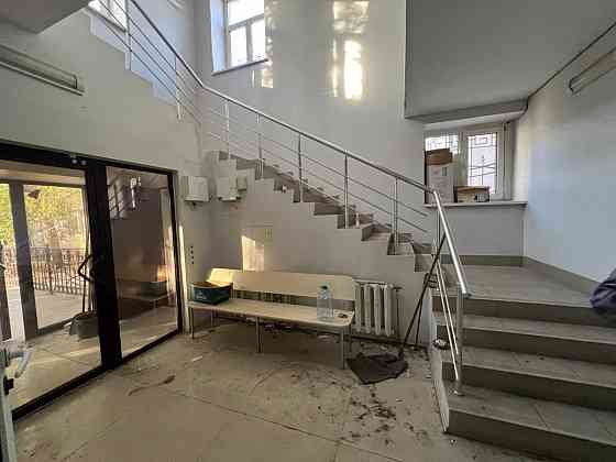 Сдам в аренду отдельно стоящее здание - Клинику 1000 м² (25 кабинетов), Куйбышевский р-н. Ремонт Донецк