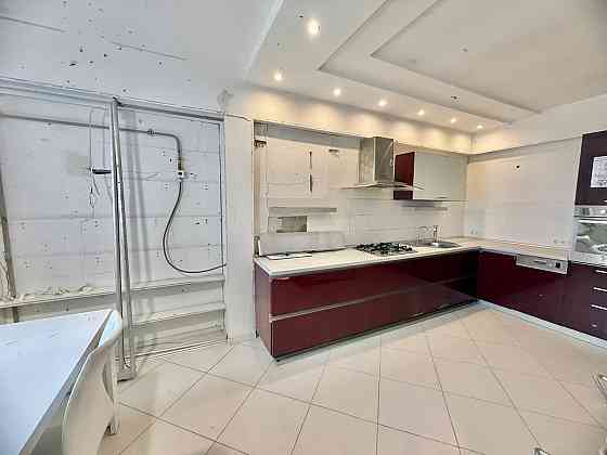 Продажа! Центр ,г.Мариуполь 3-х комнатная крупногабаритная квартира Мариуполь