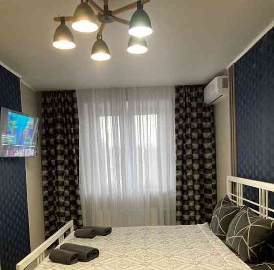 Сдам евродвушку с дизайнерским ремонтом в Калининском районе, Гулливер Донецк