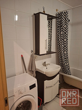 2х ком. студия Новострой Панфилова 21 корпус Донецк - изображение 9