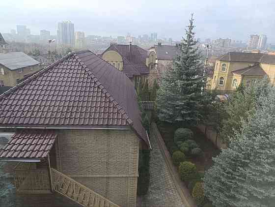 Продам 3-х Дом - 360м2 (ул. Рылеева, Калининский р-н - VIP) Донецк