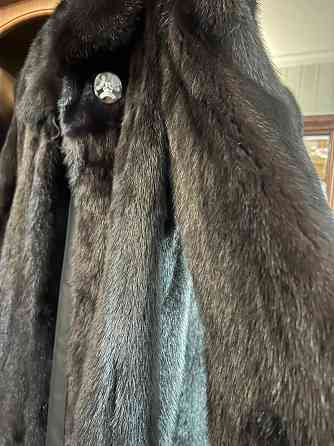 Продам норковую шубу Донецк