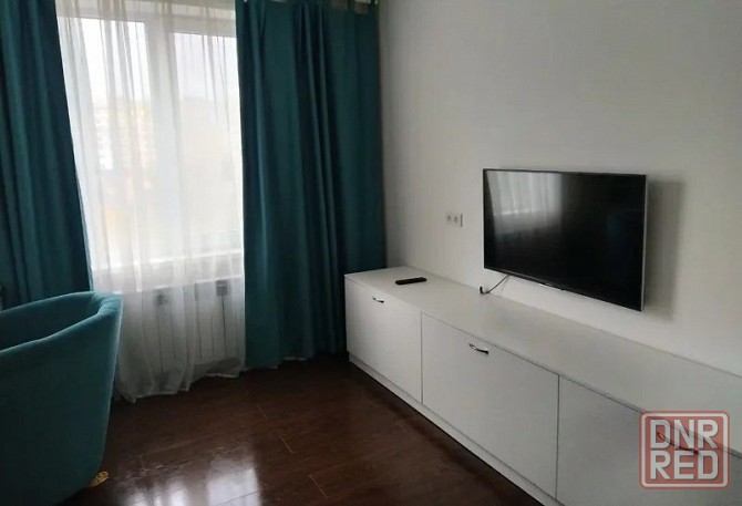 Сдам просторную трехкомнатную квартиру в Ворошиловском районе. Донецк - изображение 1