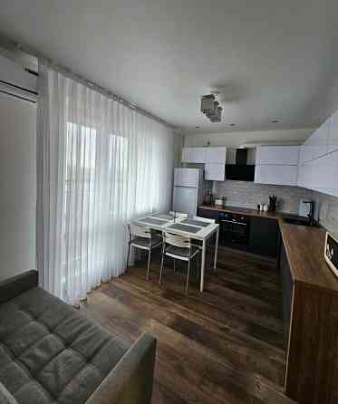 Киевский район, Донецкий институт туристического бизнеса Донецк