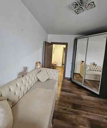 Киевский район, Донецкий институт туристического бизнеса Донецк