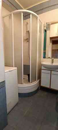 Продам 3-х комнатную в Калининском р-не, ул. Владычанского. + Гараж во дворе. Новый парк- Гулливер Донецк