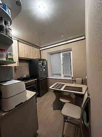 Сдается двухкомнатная квартира в Ленинском районе недалеко от Цирка. Донецк