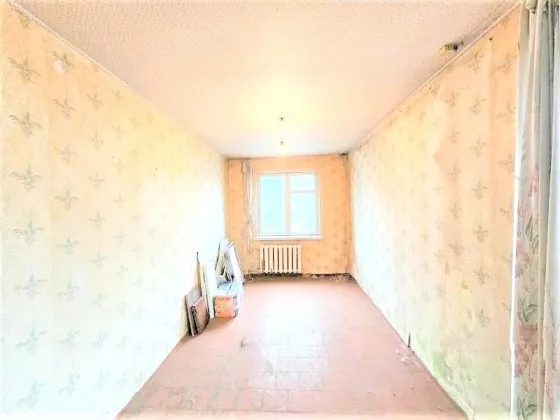 2-х комн 46 м², 4/5 этаж, ул. Багратиона, требует ремонта. Донецк